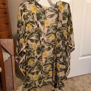 Floral kimono, never worn